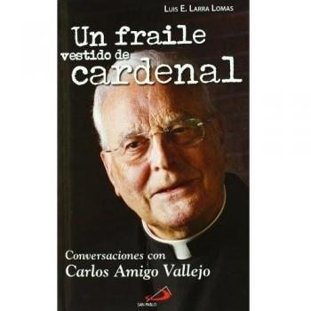 Un fraile vestido de cardenal