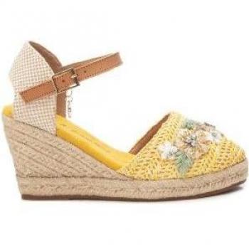 Alpargatas de cuña para mujer Xti 142695 amarillo con hebilla