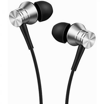 1MORE Piston Fit In-Ear Earphones Auriculares Duraderos de Moda con Aislamiento de Ruido, Sonido Puro, Control del Teléfono con Micrófono para Teléfonos Inteligentes / PC / Tableta,Silver