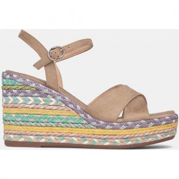 Alma en Pena Sandalias de cuña de mujer modelo V24AB2121 Beige con puntera cuadrada y trenzados