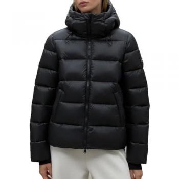 Abrigo de mujer Ecoalf Himalaya negro absoluto con capucha y cierre de cremallera, talla L