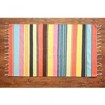 Alfombra de tejido reversible tejido 100% algodón orgánico con tintes vegetales. Estampado a rayas multicolor. Tapete. Medidas: 90x150 , Código: 00135