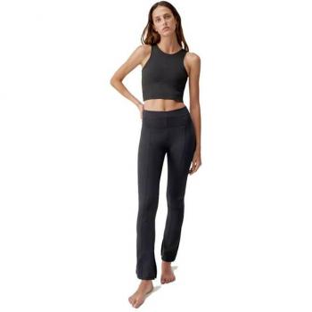 Top Chiara Black Born Living Yoga S