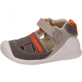 Sandalias BIOMECANICS para niño en color gris, modelo B-GRISPIQUE, de lona