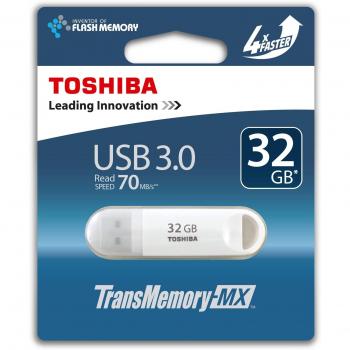 Toshiba THNV32SUZWHT(6 - Memoria USB 3.0 de 32 GB, color blanco