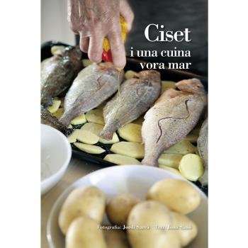 Ciset i una cuina vora mar