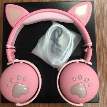 Auriculares Estéreo 7.1 Inalámbricos Bluetooth con Micrófono y Luz Intermitente, Cancelación de Ruido, para Niños y Niñas