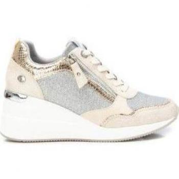 Zapatillas deportivas Xti para mujer en color hielo