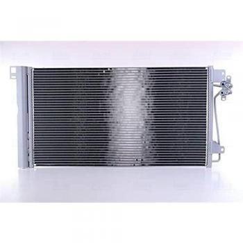 Condensador de aire acondicionado Nissens 94604 con características de alta eficiencia, diseño optimizado para un mejor rendimiento térmico, fabricado con materiales de calidad para mayor durabilidad y resistencia a la corrosión