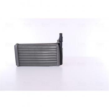 Calentador de refrigerante NISSENS 70011, radiador de calefacción, compatible con múltiples modelos de vehículos, fabricado en aluminio para una mejor conductividad térmica, diseño optimizado para un flujo de aire eficiente, fácil instalación
