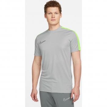 Nike Camiseta Dri-FIT Academy para hombre, de manga corta, con tecnología Dri-FIT que ayuda a mantener la transpirabilidad y comodidad durante el ejercicio