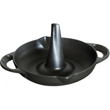 Staub - Asador vertical redondo de hierro fundido para aves, color gris grafito y negro, ideal para cocinar pollo en horno con prácticos picos laterales.
