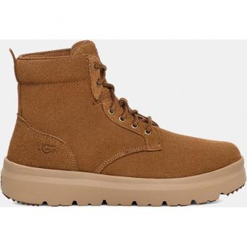 Botines de hombre UGG Burleigh en ante con cierre de cordones y suela resistente.