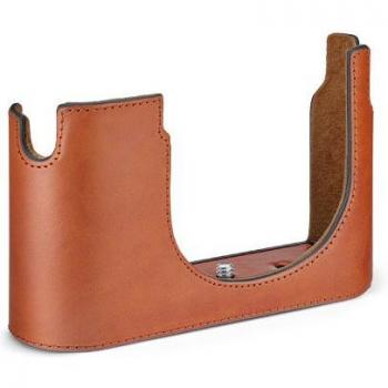 Leica Q3 Half Leather Case - Cognac