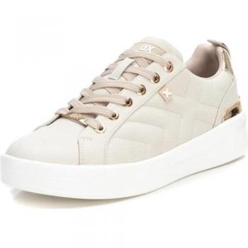Zapatillas bajas de mujer Xti 143057 beige con cordones y suela doble de goma