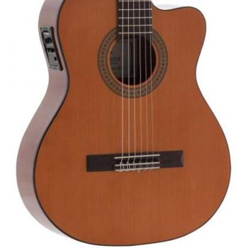 GUITARRA CLÁSICA ADMIRA JUANITA ELECTRIFICADA CON CUTAWAY FISHMAN SERIE ESTUDIO