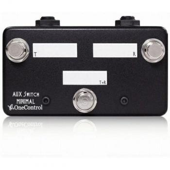 One Control AUX Switch Pedal with 1x TS Input, 2x TS Outputs and Footswitch