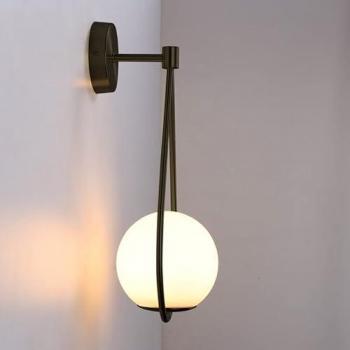 Aplique de Pared LED Bola de Cristal Clara E14 - Negro, Moderna y Elegante