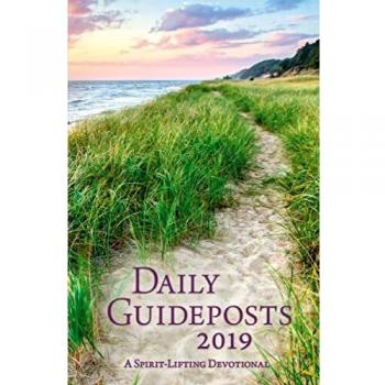 Daily Guideposts 2019: A Spirit-Lifting Devotional