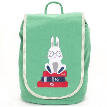 Mochila Conejo Triunfador - Mochila infantil con diseño de conejo, fabricada en materiales resistentes, con compartimentos espaciosos, correas ajustables y acolchadas para mayor comodidad, ideal para el uso diario y actividades
