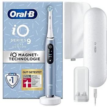 Oral-B iO Series 9 Luxe Edition Cepillo de dientes eléctrico con Tecnología Magnética, 7 Modos de Limpieza, Análisis 3D del Color, Pantalla, Cargador, Bolsa de Viaje y Bolsa de Belleza - Azul Marino
