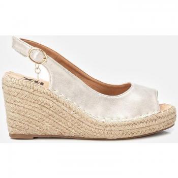 Sandalia de mujer Xti 142877 beige con hebilla