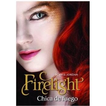 Firelight: Chica De Fuego / Girl on Fire