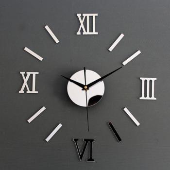 Reloj de Pared de Moda en Forma de Números Romanos Reloj Adonado para Hogar de Color Plateado