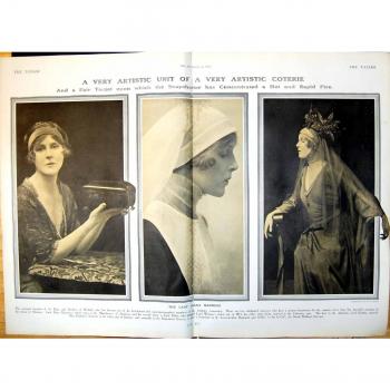 Imprima a Señora Diana Manners Holding A que el Pecho Velado Vistió 1916 303T149