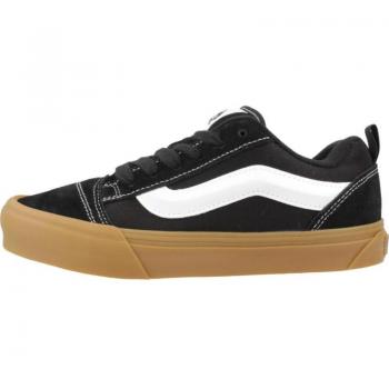 Zapatillas deportivas de Mujer Marca Vans Modelo Knu Skool Color Negro Blackgum