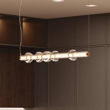 Lámpara colgante LED Cosmo de 39W, 4800lm, en cristal y latón, longitud 98 cm