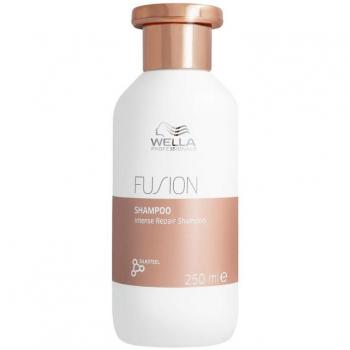 Wella Professionals Fusion Intense Repair Shampoo 250 ml