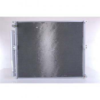 Condensador de aire acondicionado NISSENS 940106 con diseño eficiente, alta capacidad de refrigeración, durabilidad mejorada y compatibilidad con sistemas de aire acondicionado