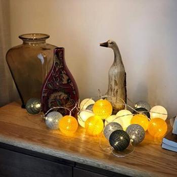 Guirnalda de luces LED con batería, ideal para interiores, 3,1 m, con 20 bolas de algodón, luces de Navidad, ideal para pared, como decoración navideña, fiestas, bodas, hogar, color blanco