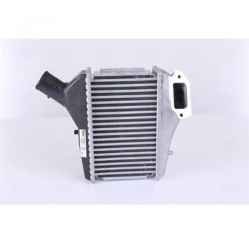 Intercooler NISSENS 961421 - Ventilador de carga, tipo intercooler, alta eficiencia en refrigeración, diseño optimizado para mejorar el flujo de aire, fabricado con materiales de alta calidad para mayor durabilidad y rendimiento