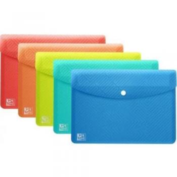 Carpeta sobre plástico con cierre broche colores pastel