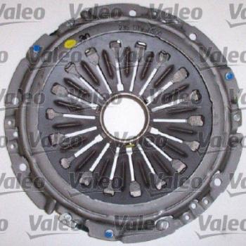 Kit de embrague VALEO 826598 - Incluye disco de embrague, plato de presión y cojinete de desembrague, diseñado para vehículos específicos, alta calidad y durabilidad, fácil instalación