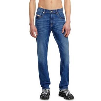 Diesel 2019 D-Strukt Slim Jeans for Men - Medium Blue - Size 30W x 32L