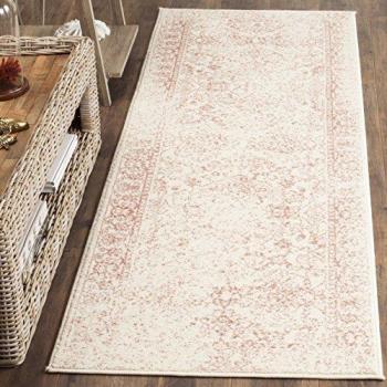 Safavieh Vintage Patina Indoor Runner Rug in Ivory and Rose, 2'6 x 8'