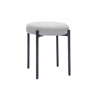 Taburete bajo apilable KIKO de tejido efecto aterciopelado texturizado gris claro y metal negro, 41 cm