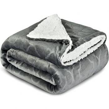 Amazon Brand-Umi Manta para Sofá 220 x 240 cm, Manta de Sherpa y Franela Reversible Suave y Cálida Invierno, Manta Polar, Manta Pelo Microfibra para Sofá Cama Coche Sillón, Gris