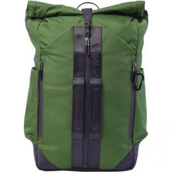 Mochila Juvenil Totto Spurn 2.0 en color verde Cedar Green con diseño moderno