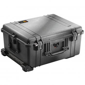 Maleta de transporte Peli 1610 negra con espuma, dimensiones externas 627 x 497 x 303 mm, fabricada en polipropileno (PP), equipada con ruedas y un peso de 10.2 kg