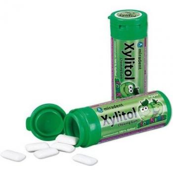 Miradent Xylitol Chewing Gum Apple Flavor 30 Pieces