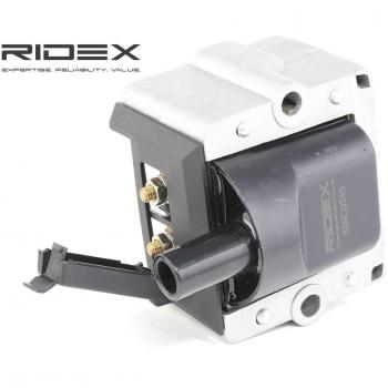 Bobina de encendido RIDEX 689C0245 para VW, AUDI y SKODA - Compatible con Golf III, Golf II, Polo II y Transporter IV