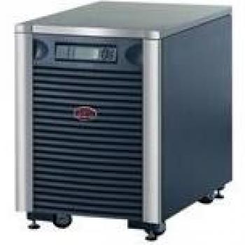 Sistema de Alimentación Ininterrumpida APC Symmetra LX 8kVA N+1, 5600 W, 1 salida AC