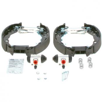 Bosch Kit de frenos traseros de tambor Super Pro, incluye zapatas y es compatible con CITROËN C3, C4 Cactus, DS3 & DS: DS3 (Ref: 0 204 114