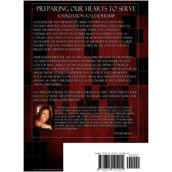 Servant Leadership: The Heart That Serves - A Comprehensive Guide by Holly Spence