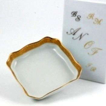 CUOREMATTO BOMBONIERE SOLIDARIOS 2016 MONOGRAMMI BOL LIMOGES SIM CUADRADA PORCELANA 12 X 12 ORO