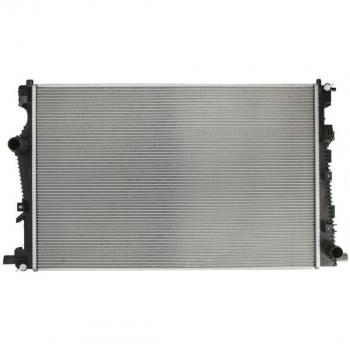 Radiador de motor THERMOTEC D7Y081TT, refrigeración eficiente y alta durabilidad